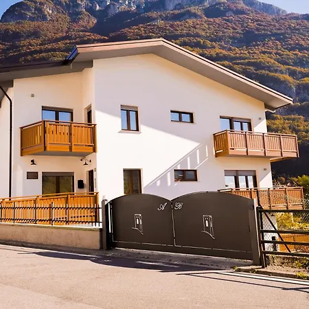 Apartament Antico Borgo Longarone