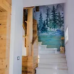 Antico Borgo Apartment *