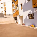 Antico Borgo Apartment